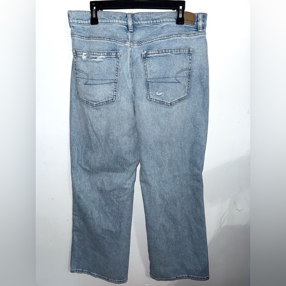 American Eagle Outfitters strigid ripped High-waisted stove pipe jean - Picture 2 of 3